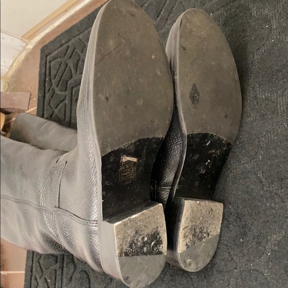 TORY BURCH
JOLIE RIDING BOOT – EXTENDED WIDTH - Picture 8 of 8